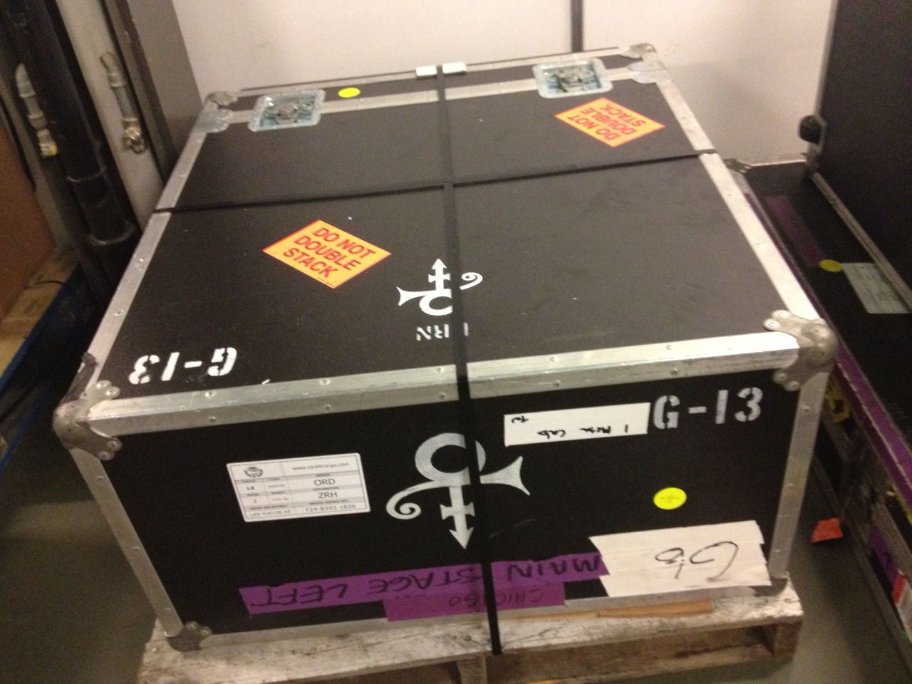 Une caisse de matériel à l’effigie de Prince pour les concerts de Montreux en 2013