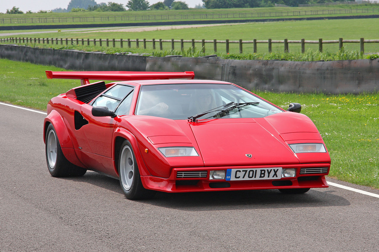  Lamborghini Countach